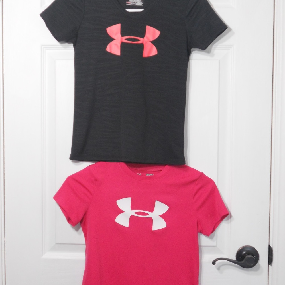2  Under Armor Nylon T-Shirts, heatgear, loose fit